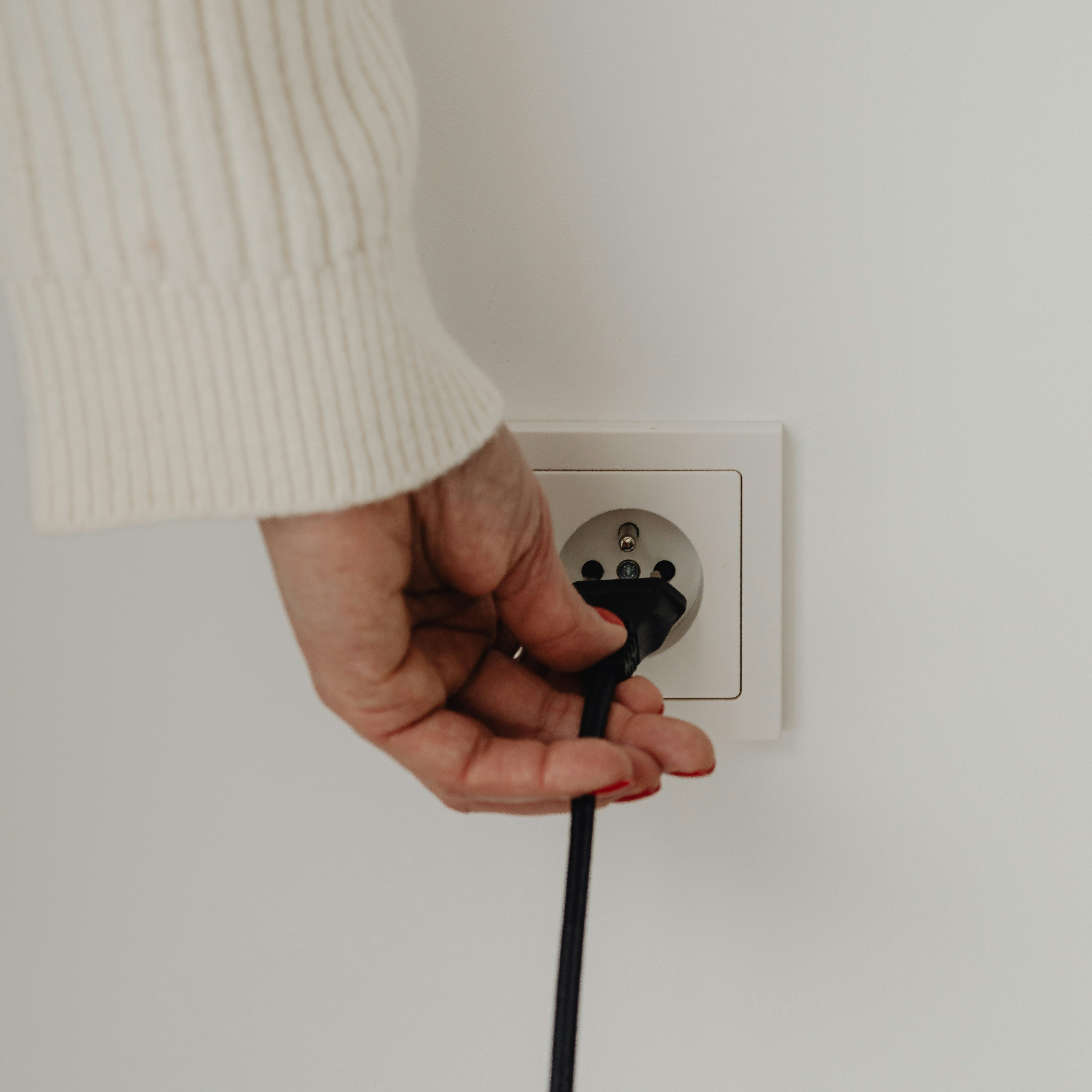 Prüfdienst24 - ein neues Unternehmen zum Prüfen von elektrischen und nicht elektrischen Anlagen, Betriebs- und Arbeitsmittel